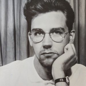 Meet your Posher, Bud